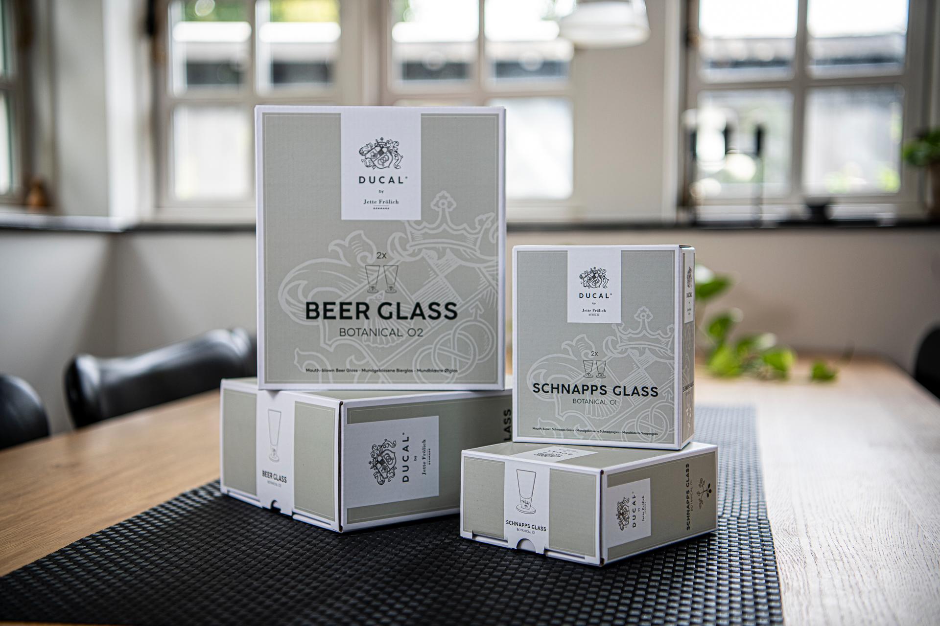 Bierglas - Mundgeblasen mit Laserdesign im Fuß