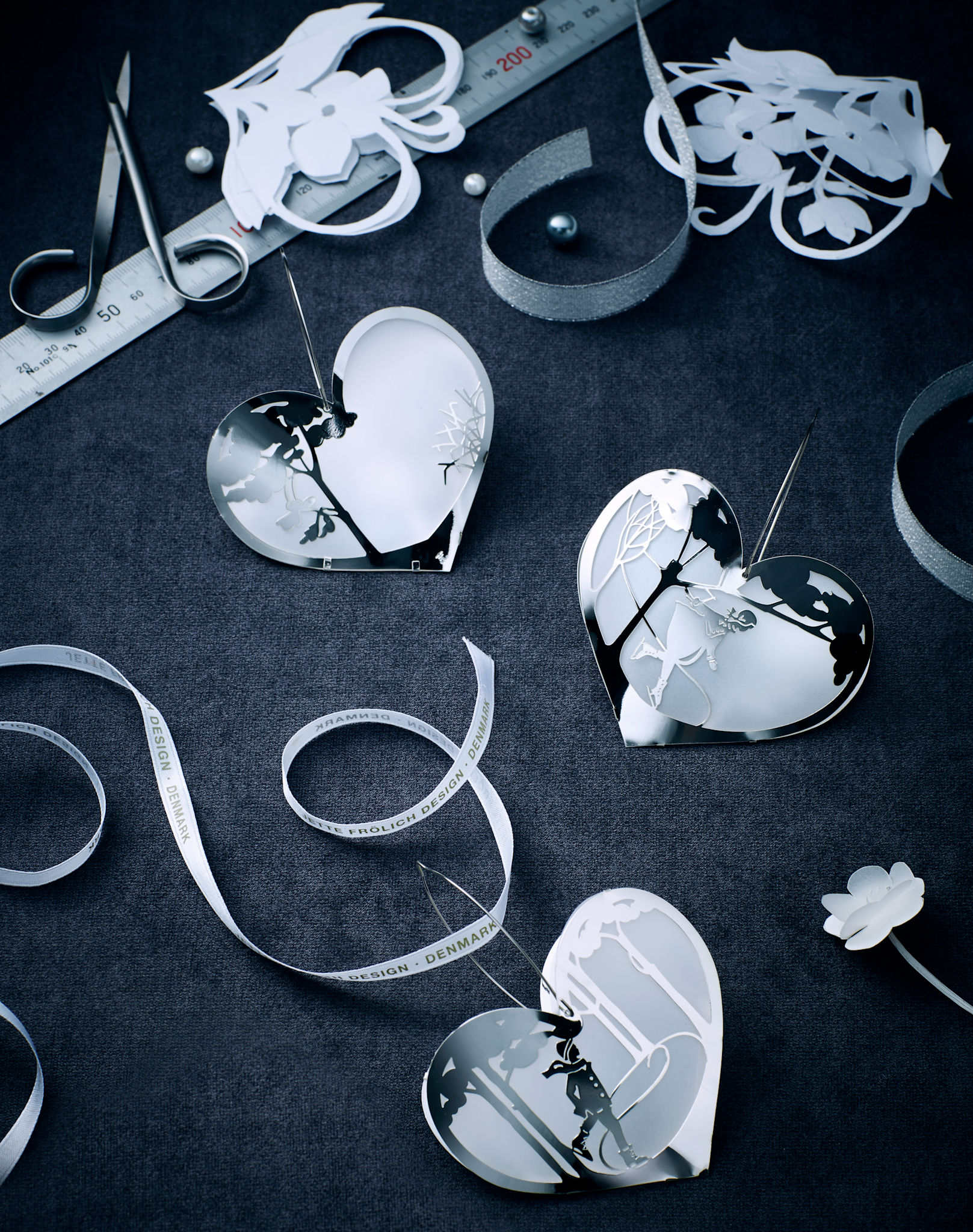 Sølvhjerter med Skøjtende Barn (2 designs)