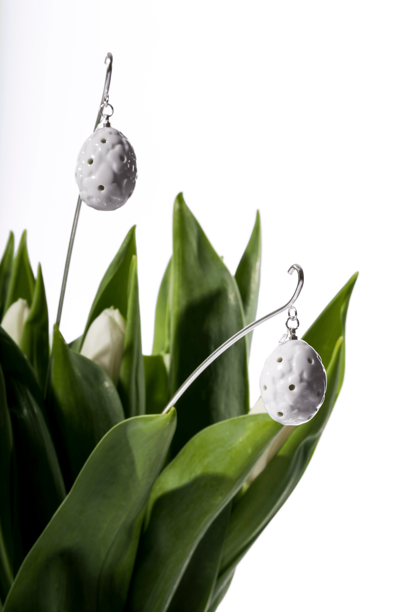 Blomsterstrå med porcelæn æg